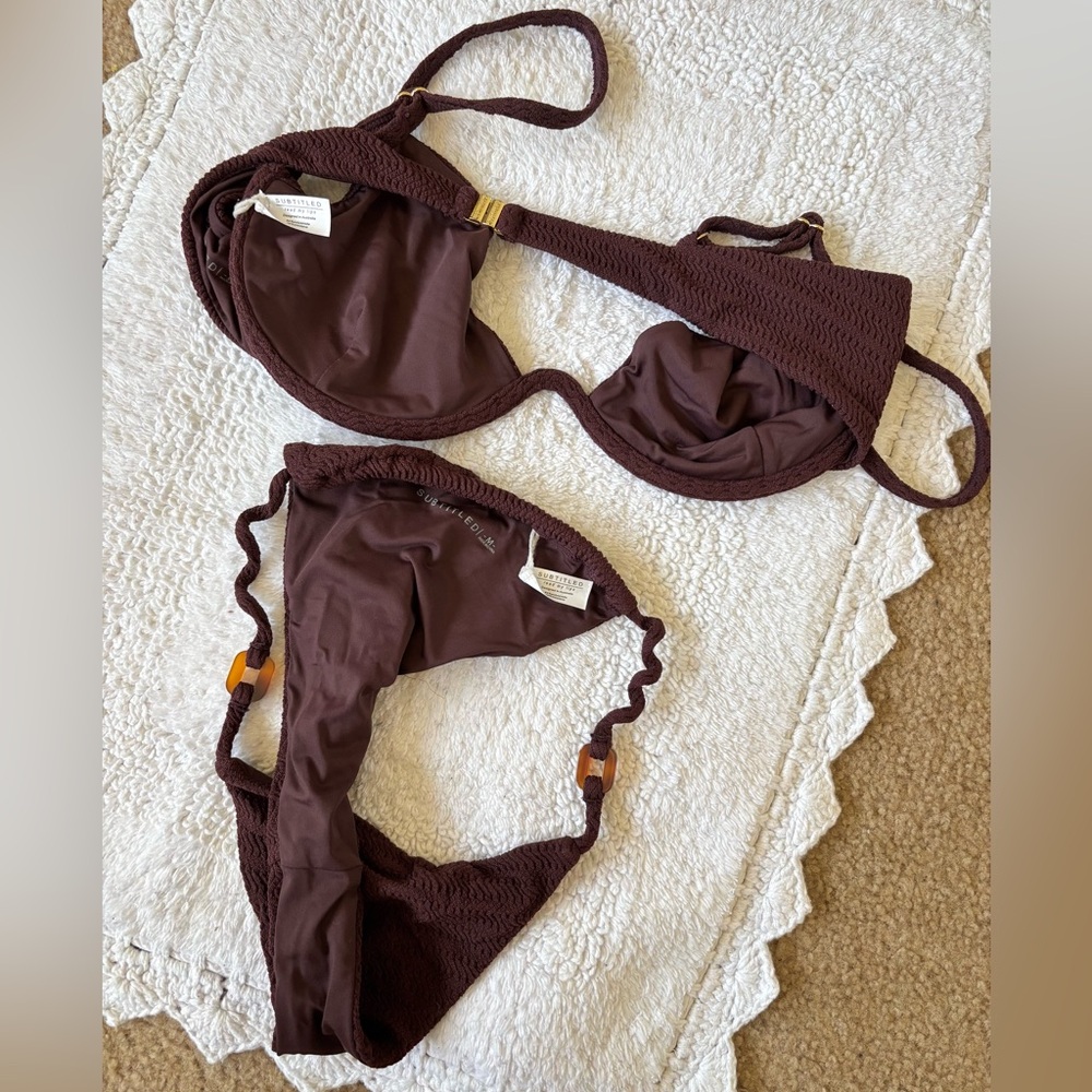Subtitled Brown Textured 2 Piece Bikini with Underwire - Picture 4 of 4